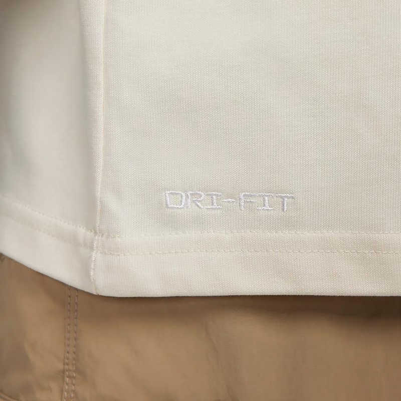 New Nike T Shirts Men's Ecru FB4396-901