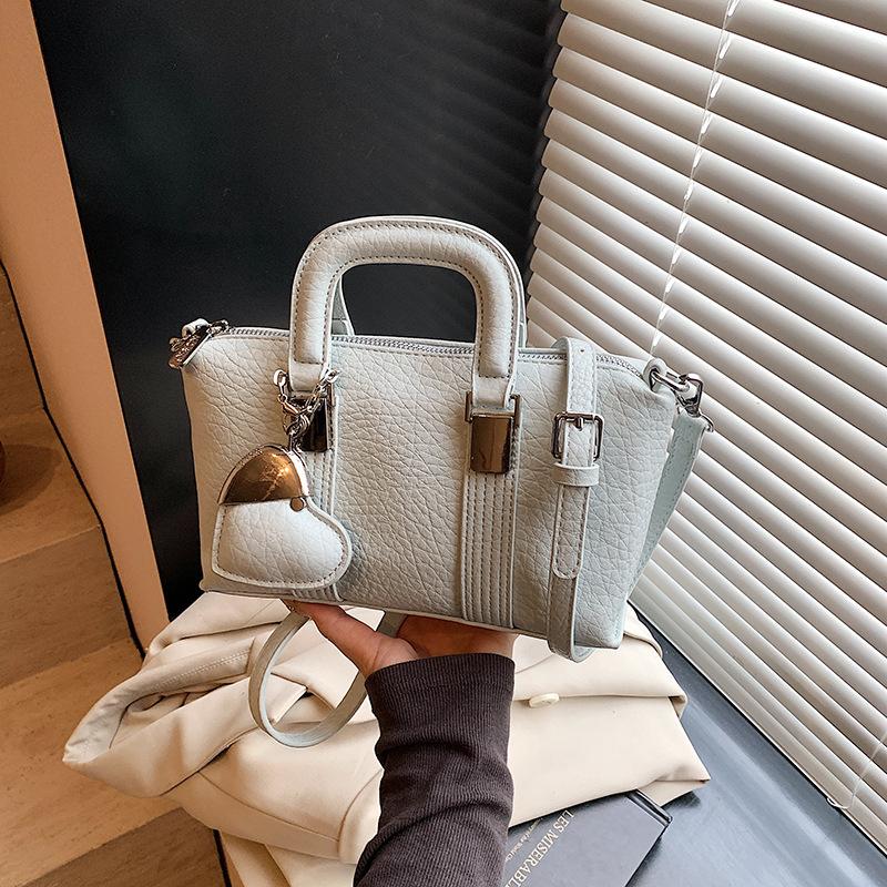 High-end small bag women's 2025 new spring and summer versatile messenger bag fashionable portable small square bag