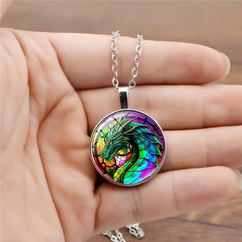 Neue einfache und modische Drachenmuster-Damen-Vielseitig-Retro-Schmuck-Anhänger-Halskette