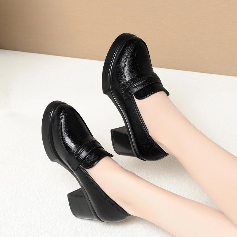 Escarpins Mary Jane à Talons Hauts Rétro Chaussures Simples pour Femmes à Découpe Profonde Talons Épais Mocassins Britanniques à Semelle Épaisse Chaussures en Cuir pour Mère Élégantes