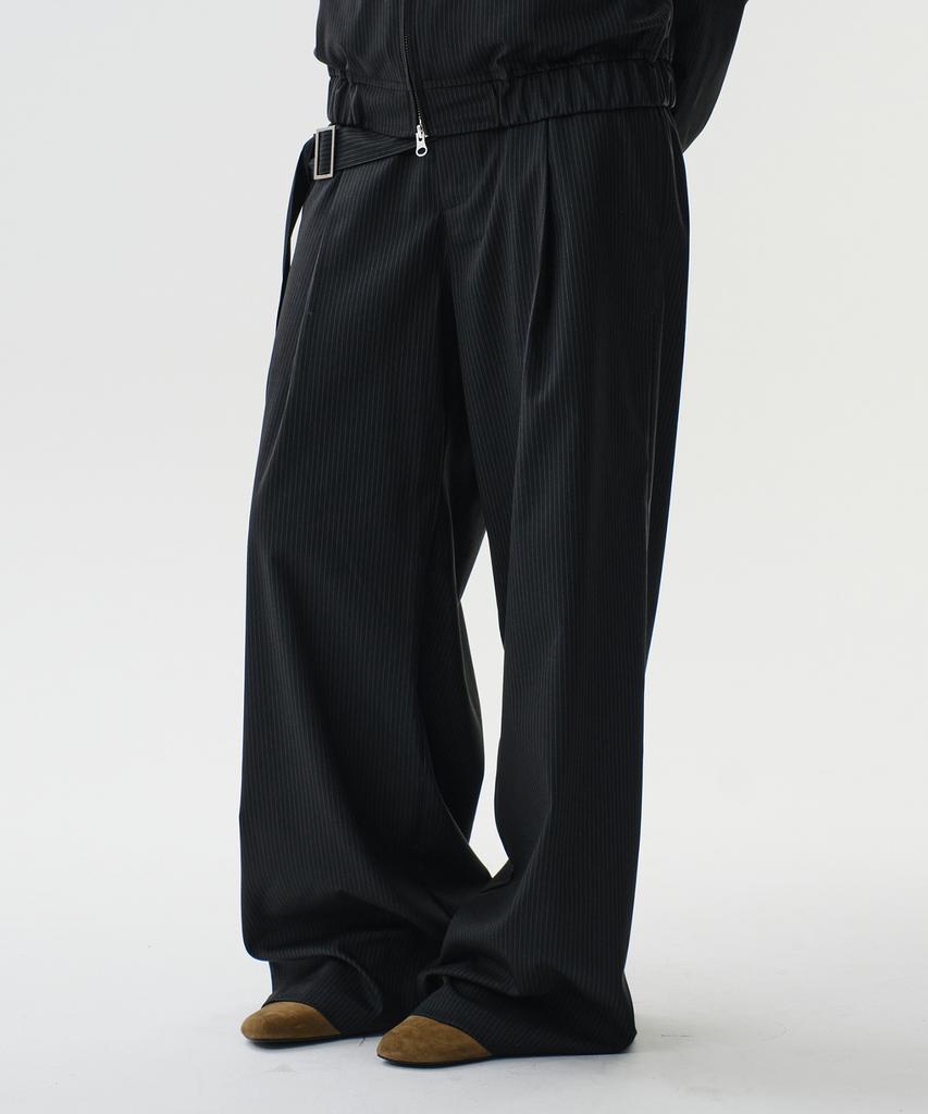 Daibeuinumeon Belted Flare Stripe Pants (Black)