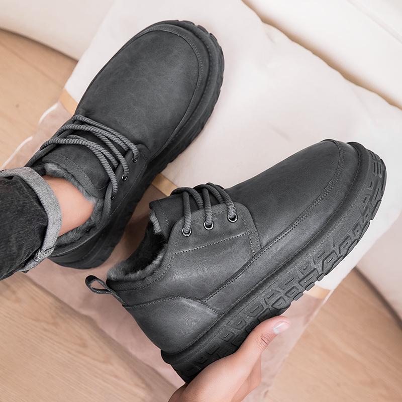

The Latest Autumn and Winter Thick Soled Snow Boots with High Tops and Warm Cotton Shoes Thick Men s Cold and Frost Resistance 46