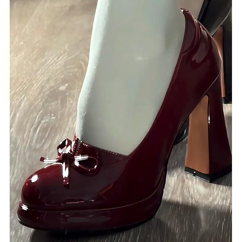 Mary Jane high heels, small bow, thick heel, red with skirt, beautiful one-pedal single shoes.