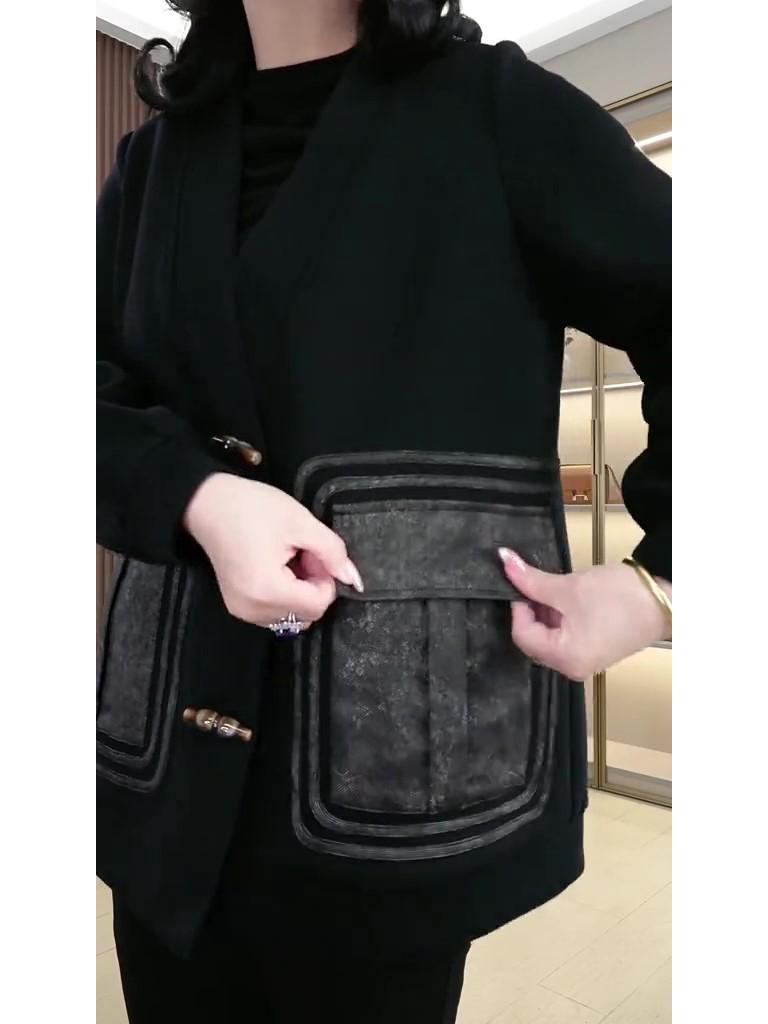 2025 Spring Plus Size Loose Sweatshirt with Large Pockets for Middle-Aged Women - Casual Influencer Hot Seller