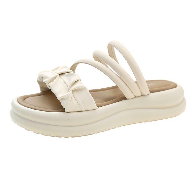 Thick-bottomed cool slippers for women in summer wear 2024 new models with skirts, fairy style wear, fashionable seaside beach one-word drag