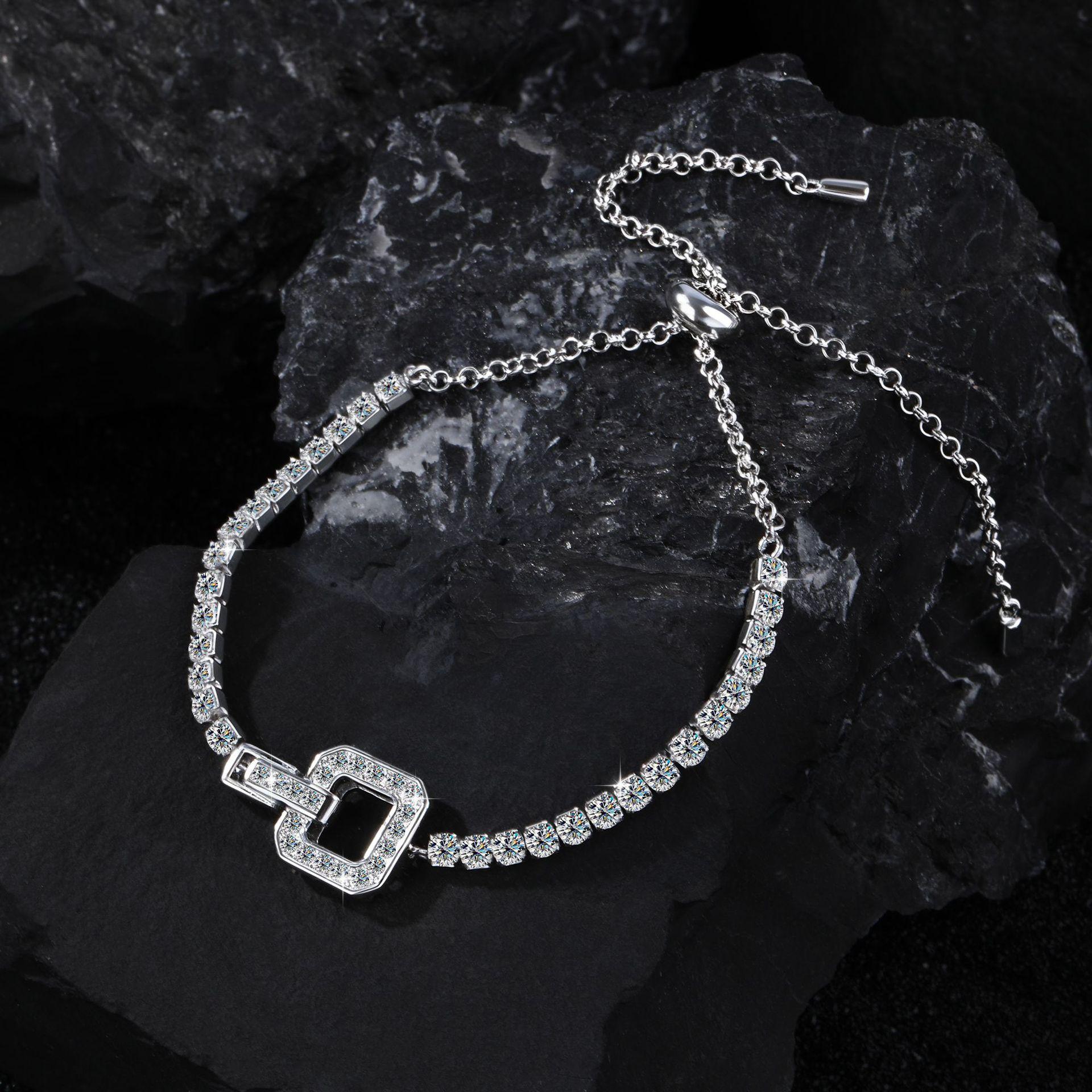 Cross-border Bestseller Women s S925 Sterling Silver Geometric Square-clasp Bracelet Fully Pav Moissanite Lightweight Luxury