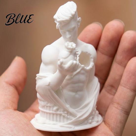 Palm-sized Decor Heart Warrior Figurine, 3D Printed Art Statue for Desk, Detailed Sculpture Minimalist Home Office, Creative Gift Compact Piece