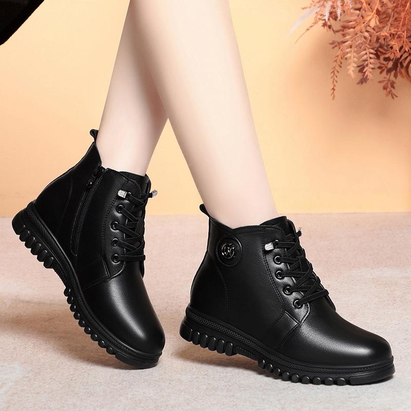 Cotton shoes autumn and winter short boots    and elderly women's shoes velvet leather shoes warm Martin boots flat mother shoes