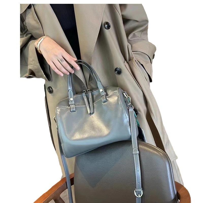 Kožená taška Dámská jarní/letní crossbody taška Dojížděcí ruční taška přes rameno Vintage nákupní taška