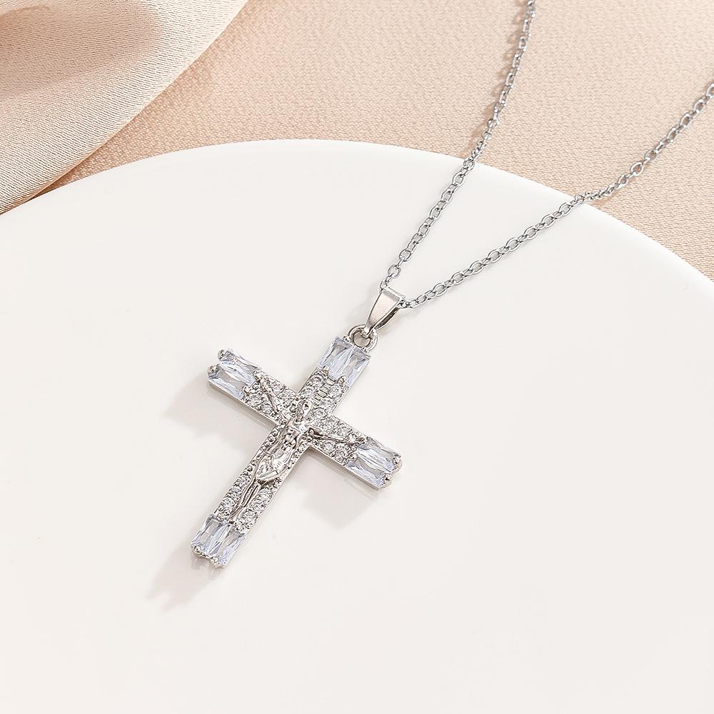 

Новая персонализированная и модная серебряная цепочка-подвеска на ключицу с крестом для женщин белый