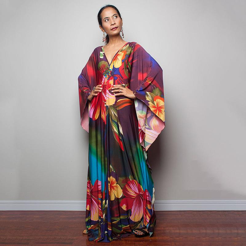 Handgemachter schwarzer & roter floraler langer Strand-Überwurf-Kimono für Damen