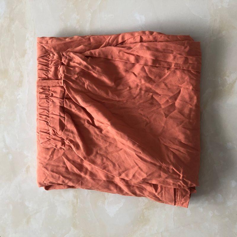 

Заказы Экспортированы в Японию Районные Кюлоты Летние Новые Женская одежда Эластичная Высокая Талия Однотонные Приталенные Широкие Брюки Капри Кюлоты 29437 Orange C- 1-17-1 M