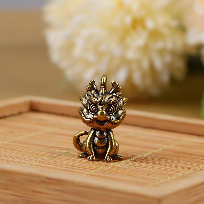 Sitting Up Small Fire Dragon Brass Crafts Retro Chinese Metal Dragon Crafts Home Decoration Ornaments Keychain Ornaments