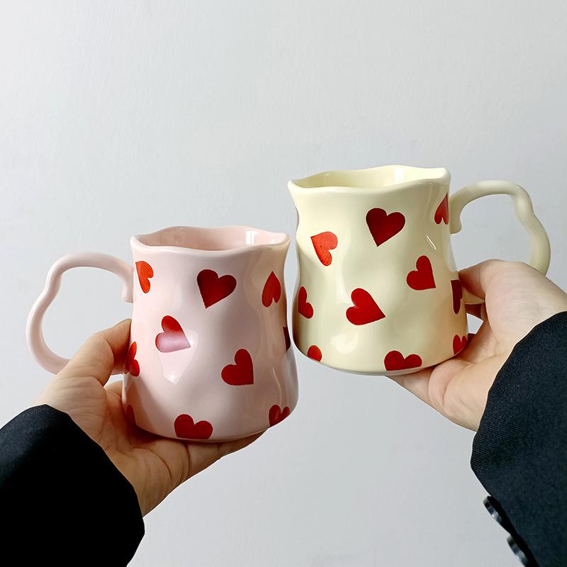 Creative Heart Ceramic Coffee Cup Cute Cartoon Large Capacity Tea Cup Home Couples Mug Office Drinking Mug Home Decoration