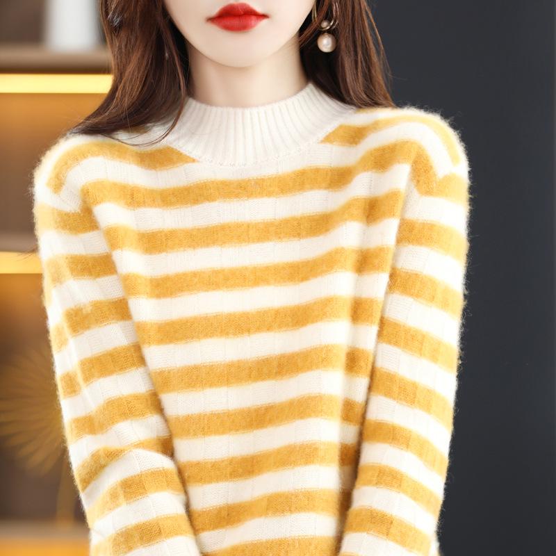 Women's Pure Wool Half-High Neck Sweater - Loose, Versatile, Thickened Cashmere Knit for a Slimming Base Layer