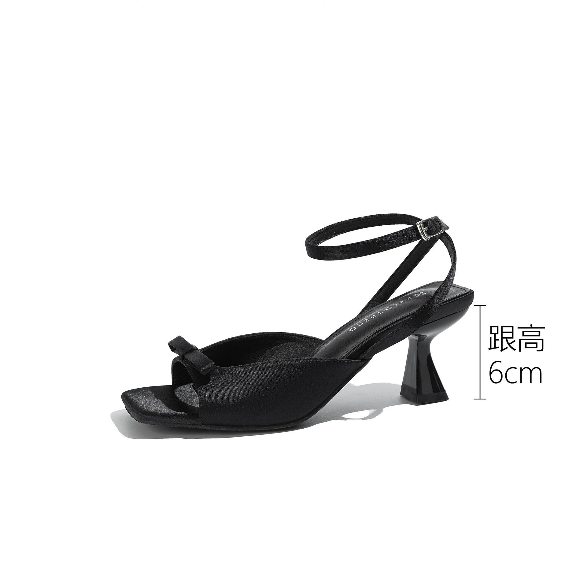 

Soft leather version~ French thick heel high heels 2025 summer new one-word belt wear versatile casual sandals women 35