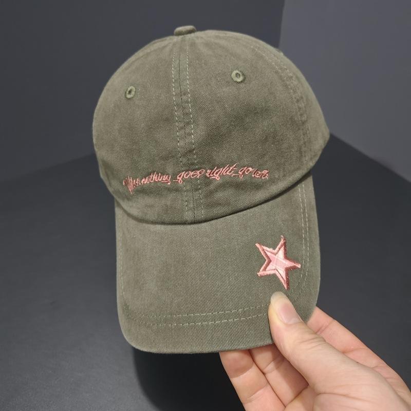 South Korea's new star letter embroidered baseball cap for women with a small face and a versatile sunshade cap for men