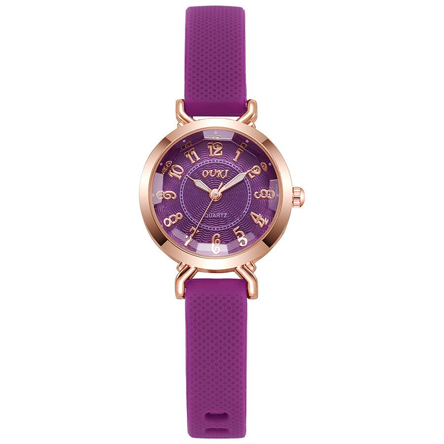 Ladies Small Dial Watch Alloy Luxury Quartz Watch Comfortable Silicone Band Fashion Watch