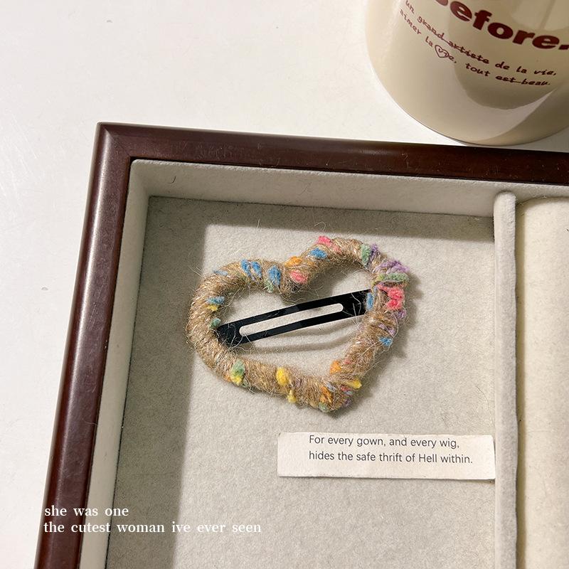 Herbst Winter Garnwicklung Herz Gestrickte Haarspange Hohl BB Mädchen Ponykante Bruch-Accessoire