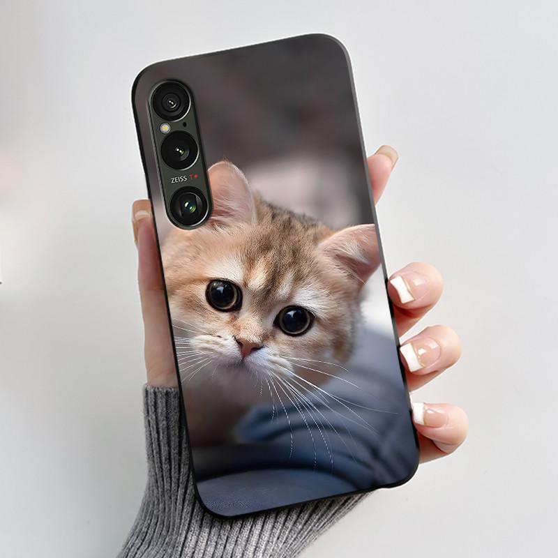 For Sony Xperia 1 VI VII Case Aesthetic Cute Cat Astronaut Soft Silicone Black TPU Back Cover Slim thin Shockproof Shell Fundas