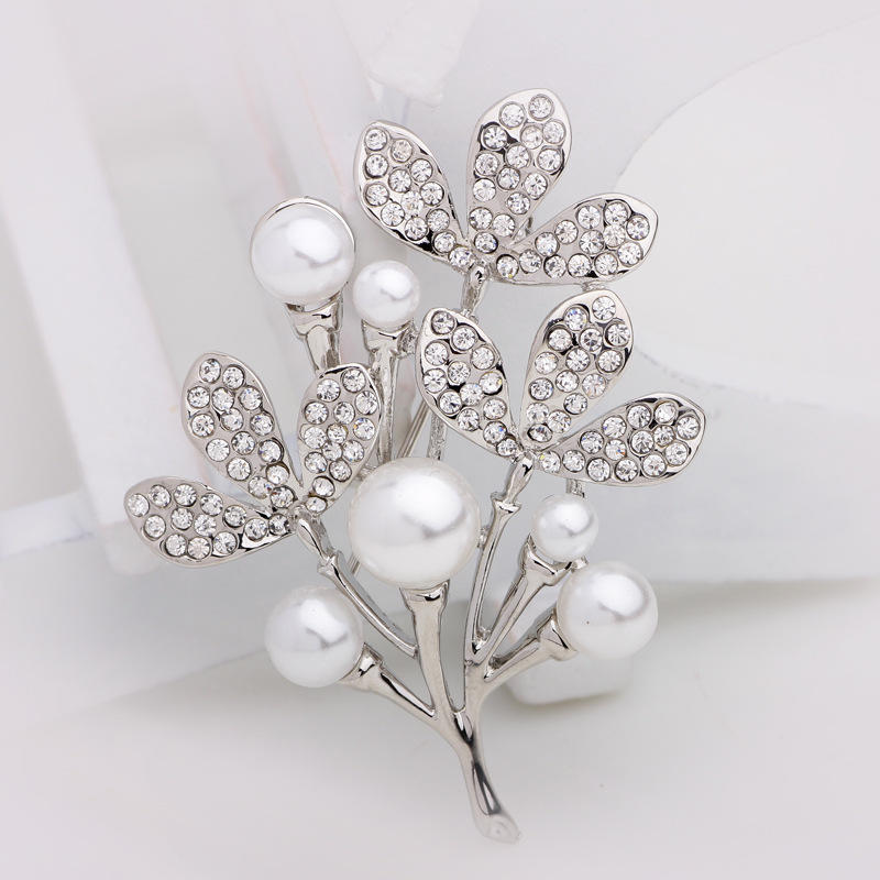 JMXD-Trendy, Fashionable, Beautiful and Fruity Corsage, Bead Brooch белый