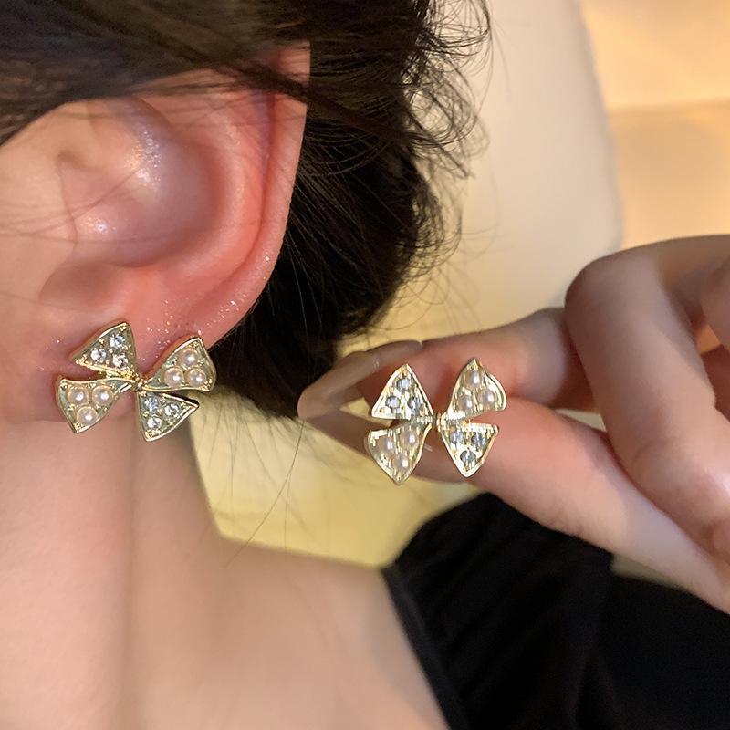 Elegant Bow Pearl & Diamond Earrings: S925 Silver for Women