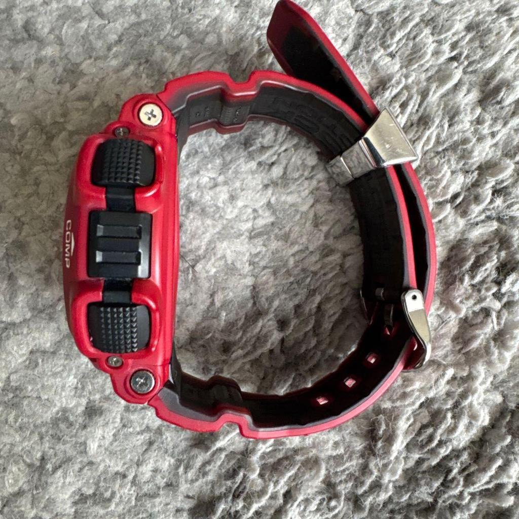 Used CASIO G-SHOCK MUDMAN GW-9300RD Red Radio Solar