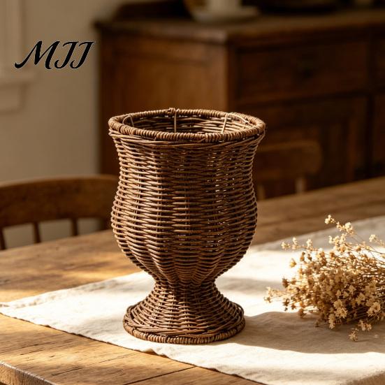 Dried Flower Vase Wicker Faux Rattan Handwoven Boho Basket Modern Farmhouse Decorative Leak-proof Plant Pot for Dining Table Centerpiece Bedroom