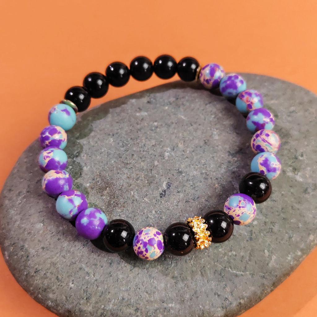 This 8mm purple imperial stone+obsidian natural stone hand-woven bracelet is suitable for both men and women and is a perfect choice for everyday wear