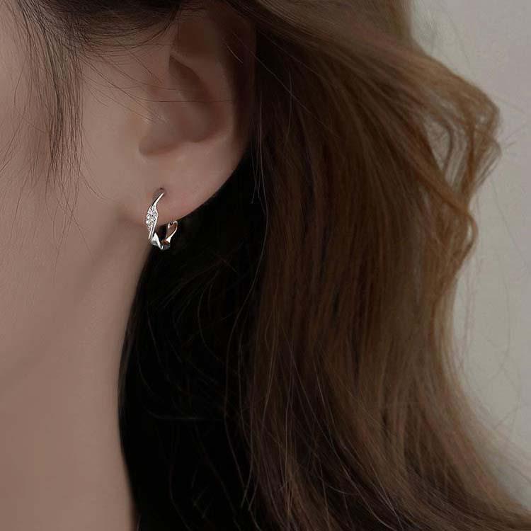 925 Sterling Silver Diamond-Studded Hoop & Stud Earrings for Women - 2022 Trend Design Ear Cuffs
