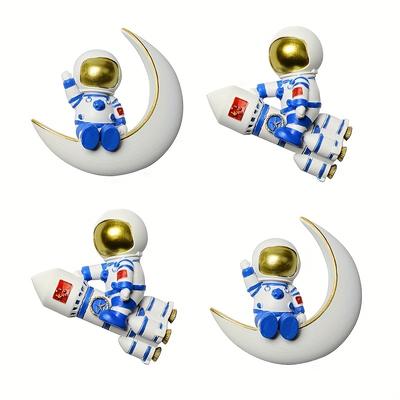2Pcs Astronaut Creative Magnetic Three-dimensional Astronaut Magnetic Astronaut Personalized Resin Refrigerator Sticker Decoration