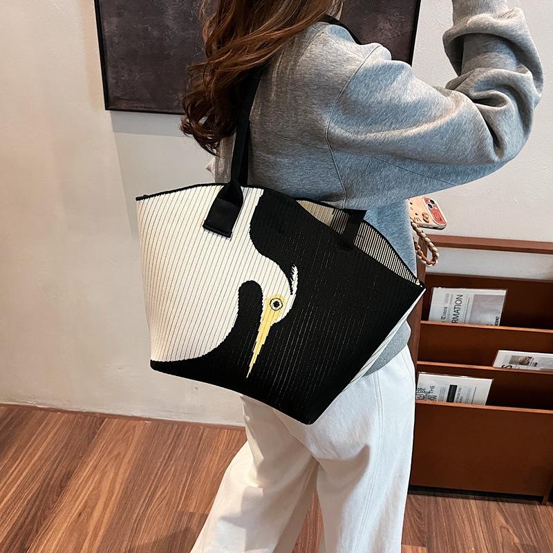 2025 knitted shopping bag animal temperament versatile woven shoulder bag ethnic style casual handbag women