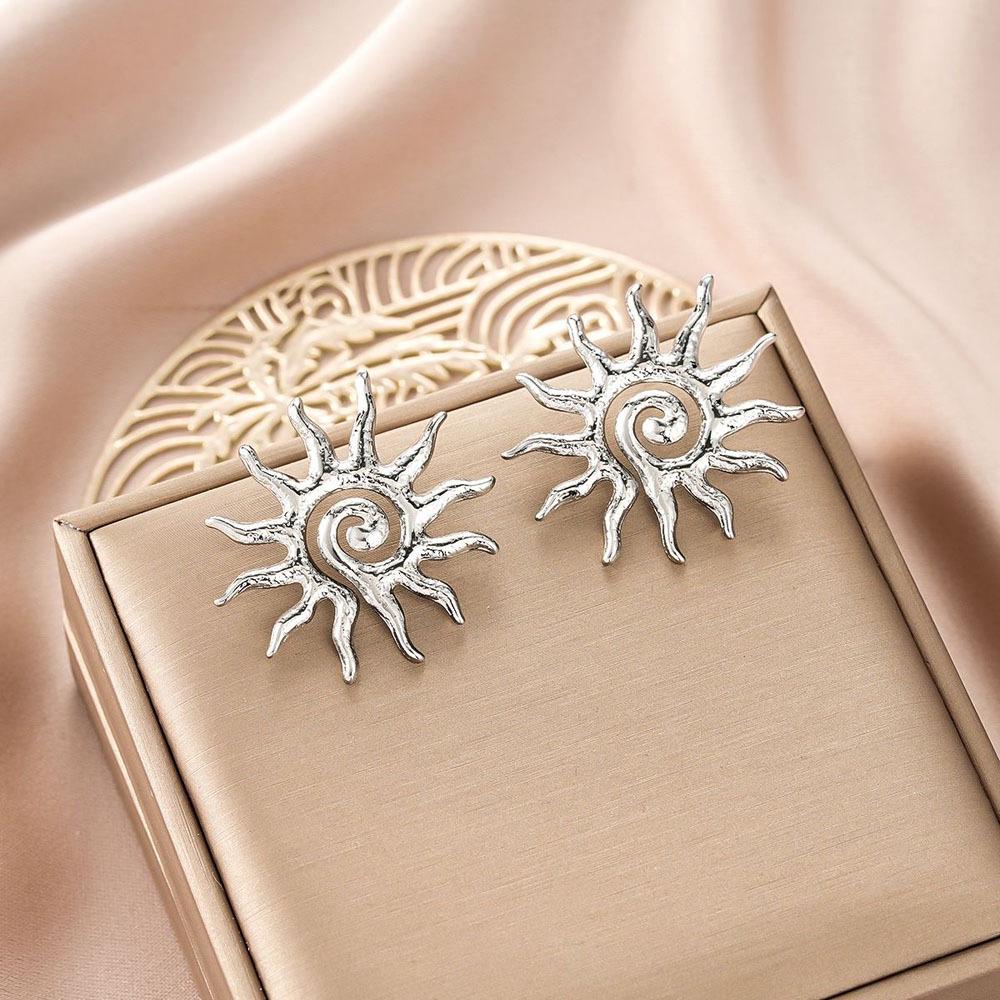 Stylish Sunflower Eye Stud Earrings - Imitation Silver, Versatile Women's Fashion Jewelry for Christmas