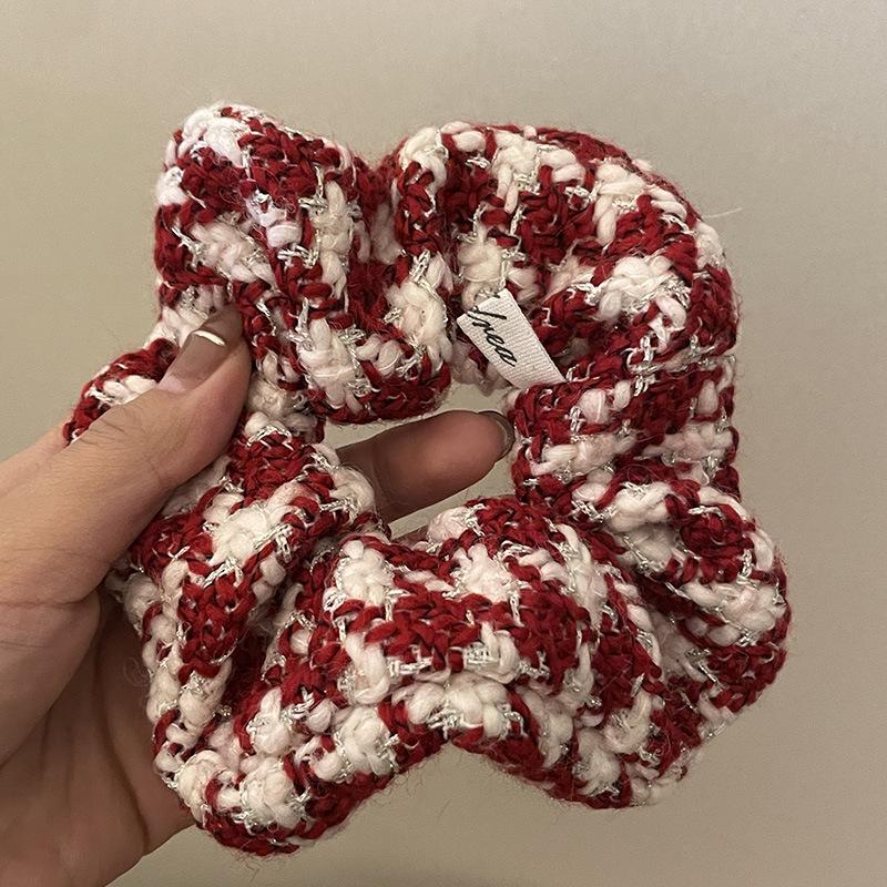 

Ретро красный бархатный праздничный скраб для волос для женщин