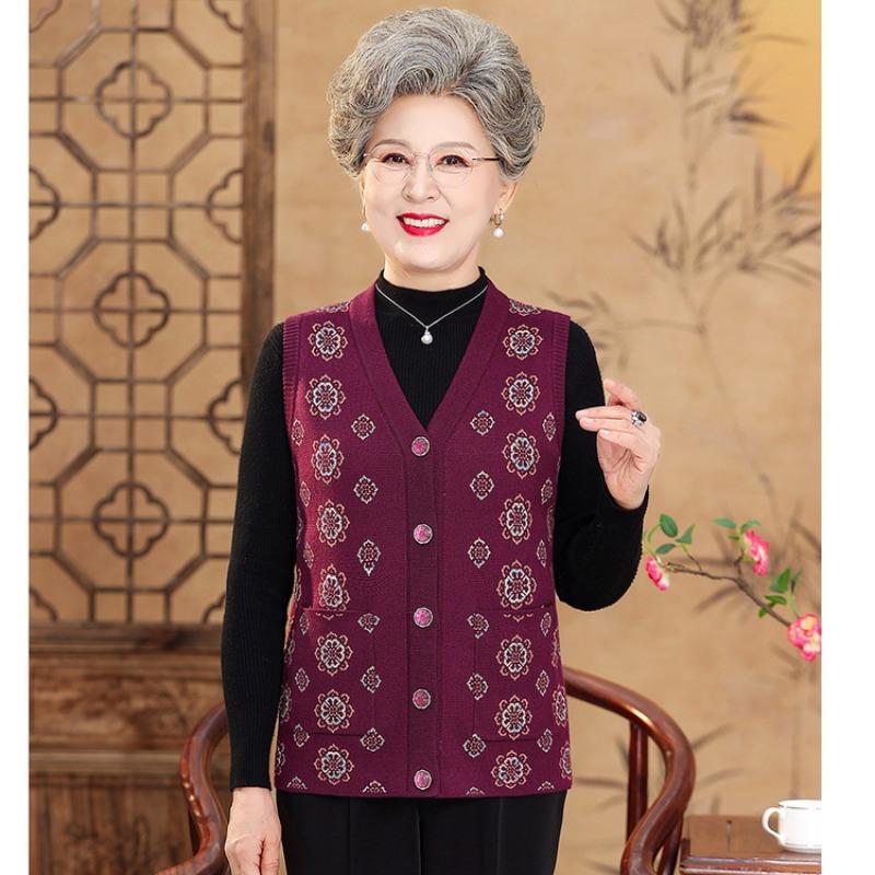 Old man spring and autumn winter clothes women's vest grandma wearing vest old lady knitted cardigan mother sweater vest