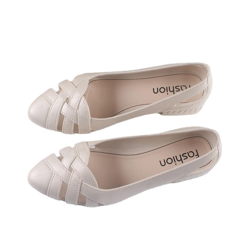 Heli shark pointed sandals fashionable women wear new summer flat-soled women's shoes solid color hollow casual women's sandals