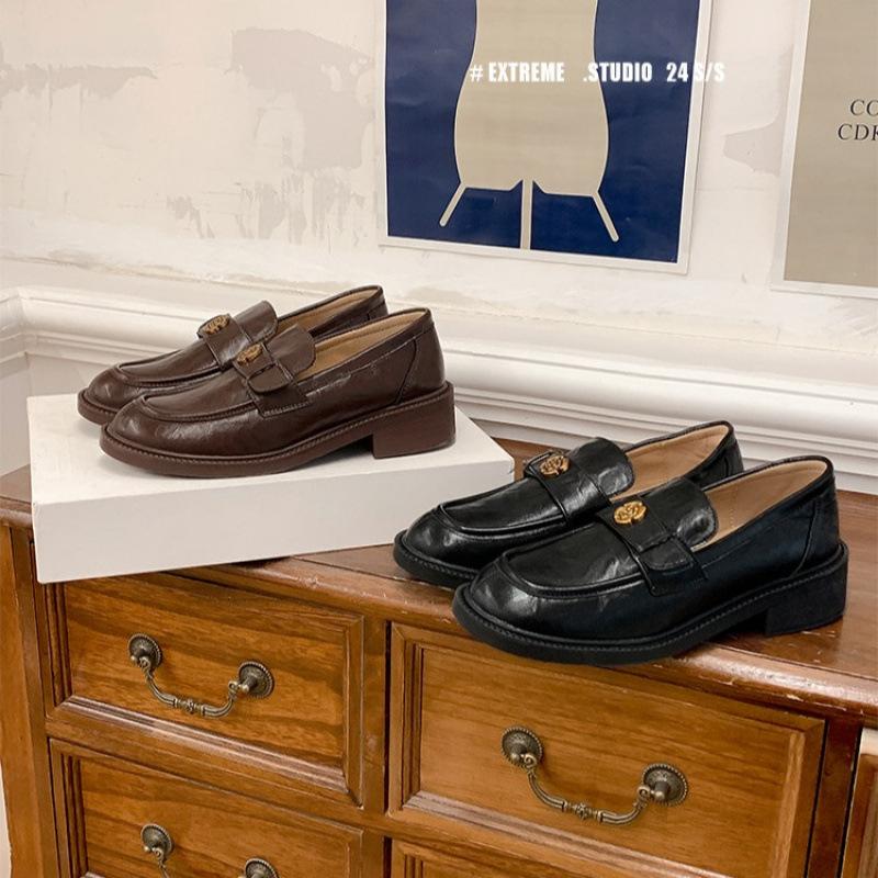 Camellia soft sole women's spring and autumn retro British versatile flat heel casual single shoes small leather shoes