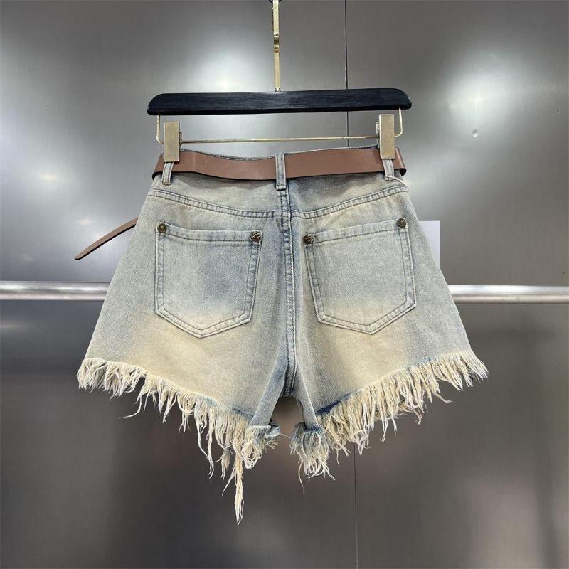 Pantaloncini di jeans retrò con nappe e strappi da donna gamba larga e ampia