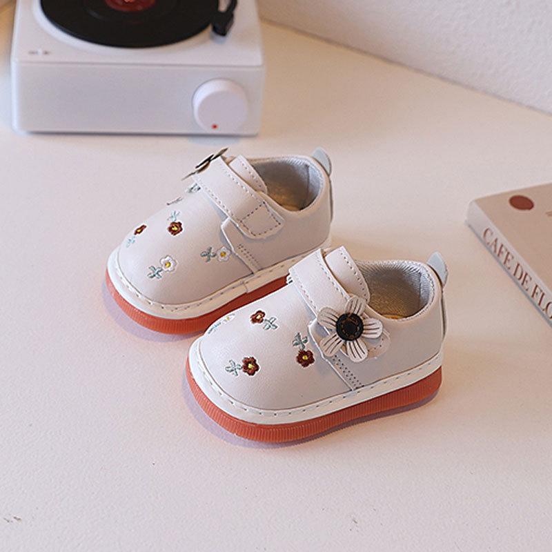 

Spring and Autumn Baby Call Shoes 0-1 One 2 Year Old Girl Baby Shoes Soft Sole Toddler Shoes Bag Head Princess Shoes 20 білий