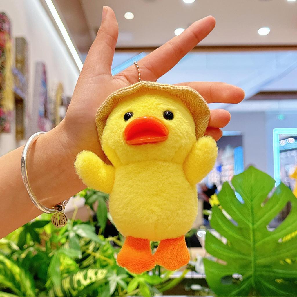 Psyduck Keychain: Internet Celebrity Duck Plush Pendant with Straw Hat - Backpack Decoration