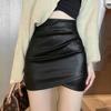 Kožené záhyby Ruched Minisukně Asymetrická Lrrgular Pu Faux Sukně do A s vysokým pasem Streetwear Tenké korejské módní oblečení