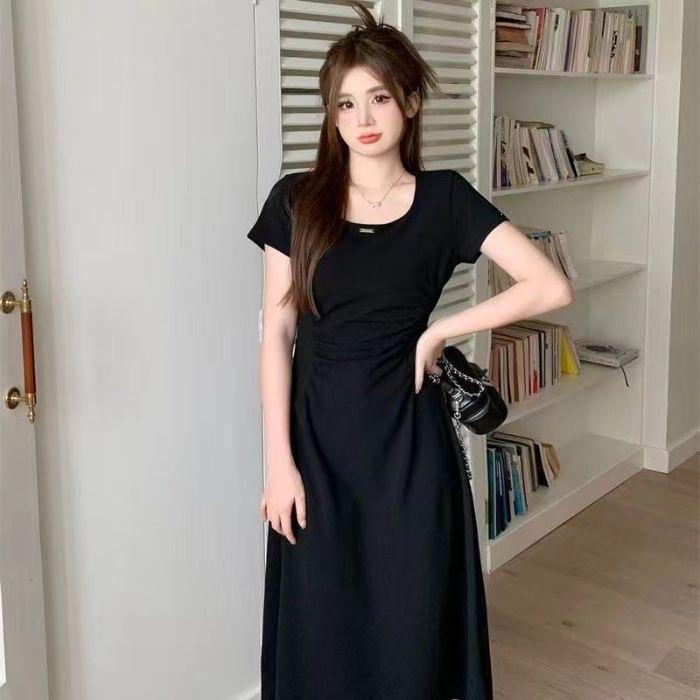 French gentle wind coffee break short-sleeved dress 2026 summer new niche temperament waist thin medium and long dress women