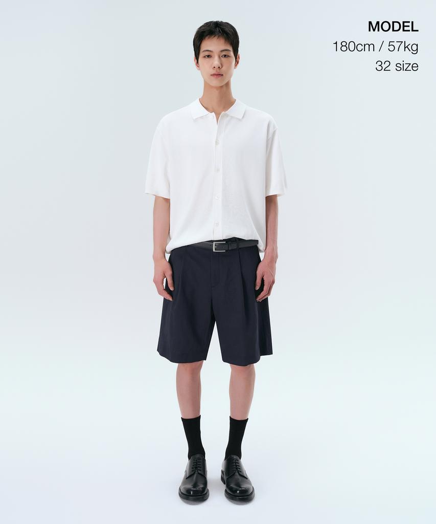 MUSINSA STANDARD Cool Touch Hidden Banding Half Slacks [Navy]