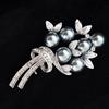 Fashion Diamond-Encrusted Flower Brooch, Simple Temperament Pearl Corsage Women'S Clothing Accessories Pin Jewelry