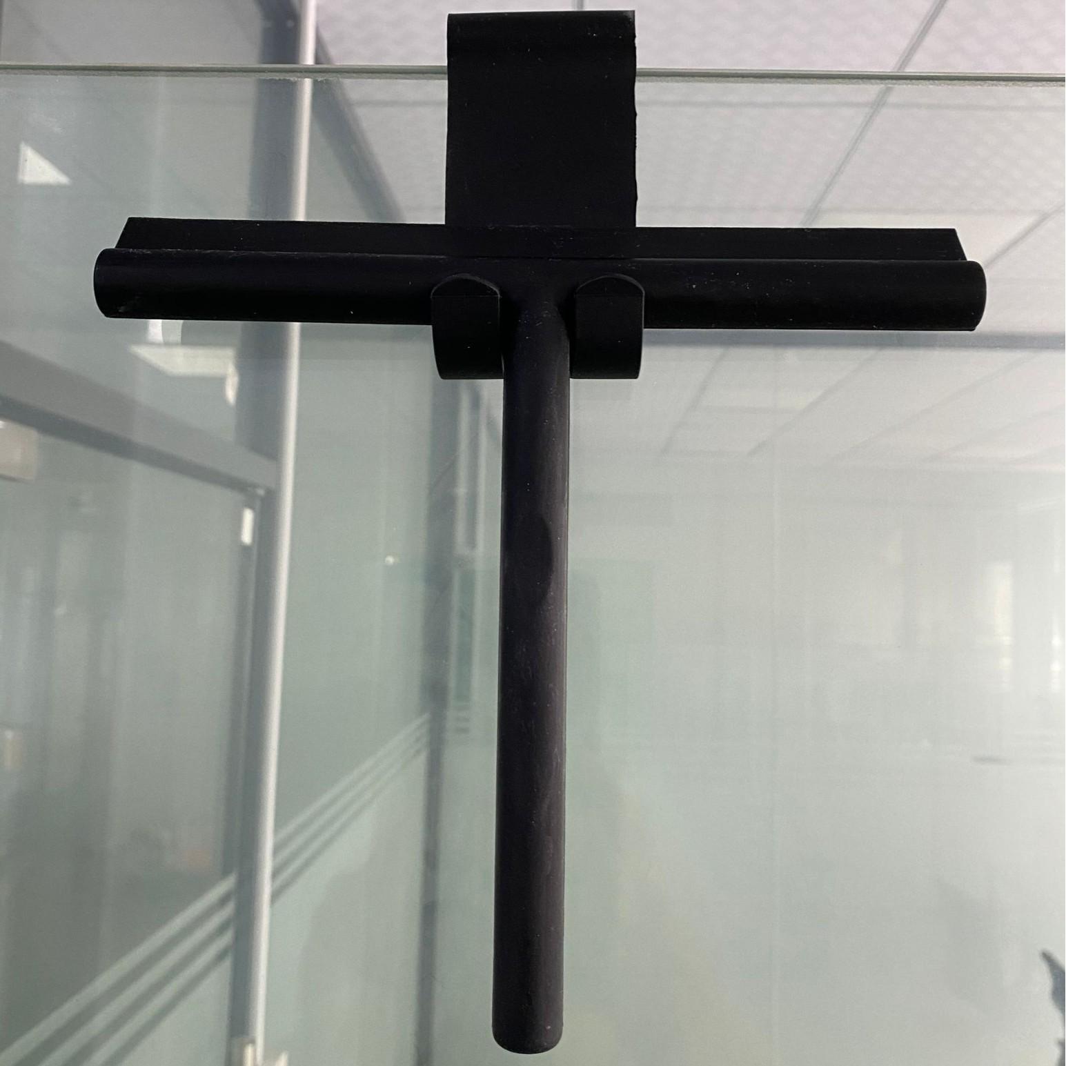 

Силиконовый скребок для окон и стекла – Идеально подходит для уборки дома