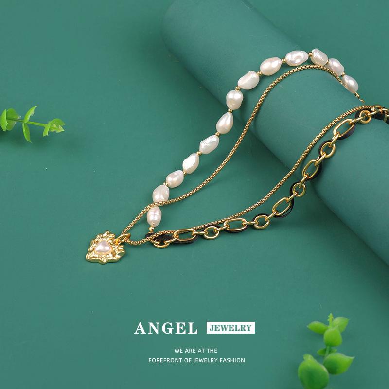 

Elegant Irregular Heart Pearl Pendant Double-Layer Ribbon Necklace for Women