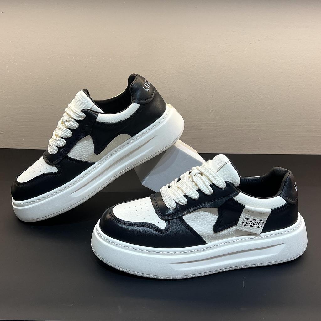 Autumn 2025 Men's Genuine Leather White Sneakers: British Style, Thick Sole, Casual, High-End Fashion