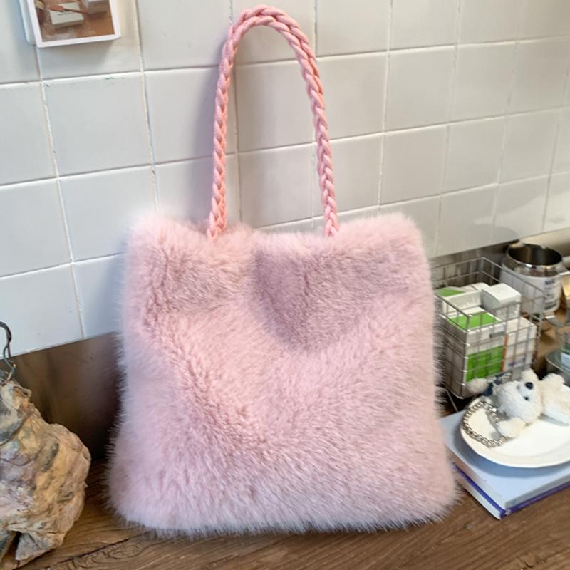 Autumn New Plush Handbag Simple Fashion Furry Women's Bag High Value Fashion Shoulder Bag Bag