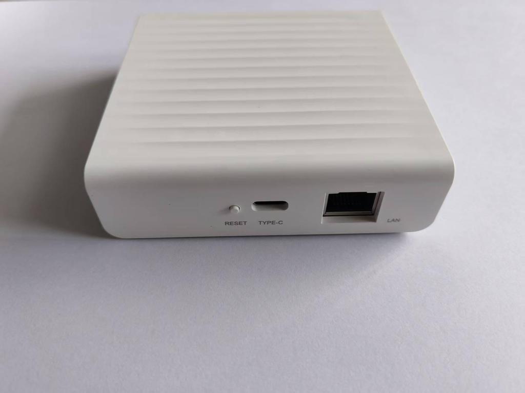 Gateway Zigbee Smart Tuya: Domotica Wireless e Centro di Controllo Multifunzionale