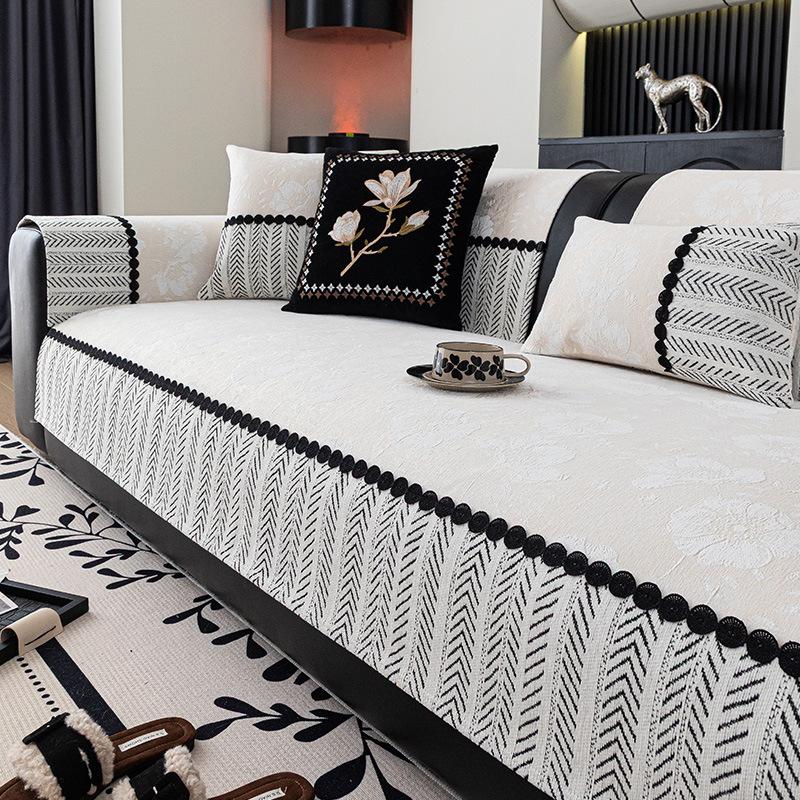 French Sofa Seat Cover with A Light Luxury and High-end Feel Suitable for All Seasons Non Slip Sofa Cover Cloth for Living Rooms